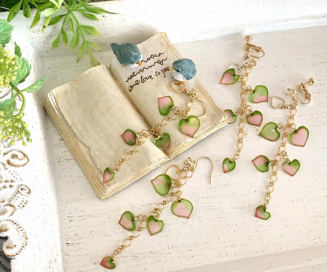 ハートカズラのピアス