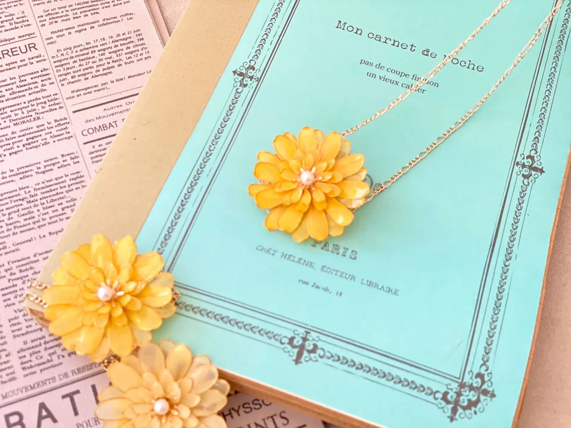 ガーベラのネックレス